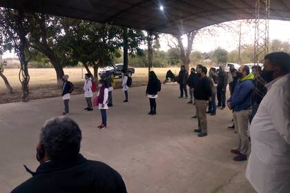 La distancia social es clave en la vuelta a las clases presenciales