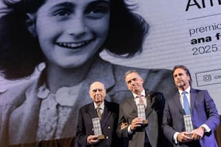 Lacalle Pou viajó con Orsi a Buenos Aires: un premio, el mensaje de unidad y una crítica