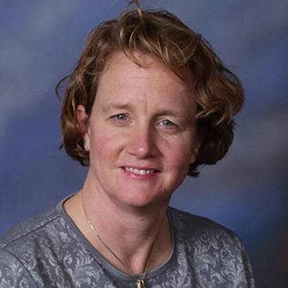 La doctora Amy Autry, ginecólica y obstetra que planea llevar adelante el proyecto de una embarcación en aguas federales estadounidenses para atender a pacientes que desean abortar (Crédito: UCFS Health)