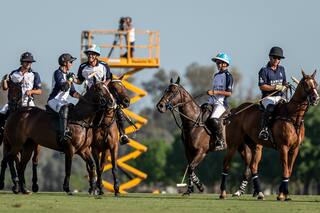 Polo. La Dolfina sobrevivió a las lesiones y llegó a otra final con Ellerstina