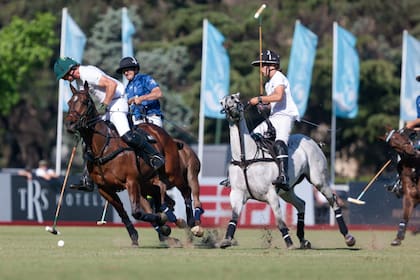 La Dolfina y Ellerstina animaron un duelo parejo y cambiante en Palermo