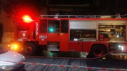 La dotación de bomberos actuó con rapidez y logró controlar el fuego