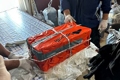 La droga estaba empaquetada de tal forma de evitar que se mojara