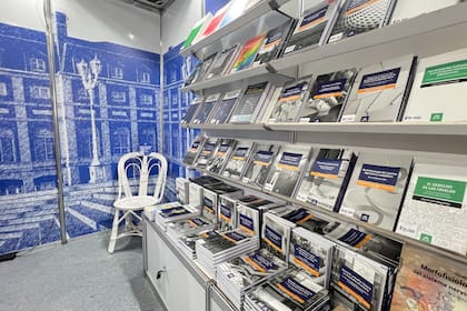 La editorial universitaria de la principal ciudad turística de la Argentina está en la Feria del Libro
