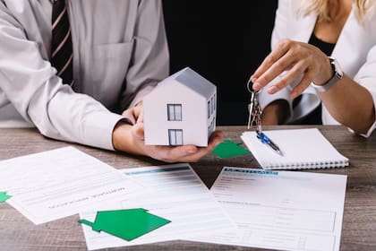 La ejecución hipotecaria se puede producir cuando se generan retrasos acumulativos y deudas en los pagos