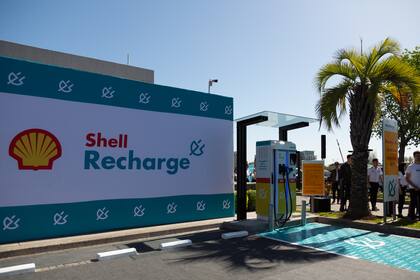 La elección de la estación de servicio se justifica por varios motivos: excelente ubicación, buena propuesta gastronómica y se trata de una zona donde hay un incipiente mercado de vehículos eléctricos