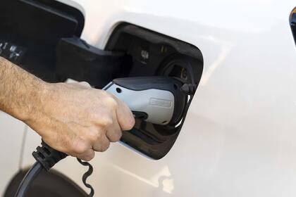 La electrificación demorará en llegar a la región, prevé el consultor de Abeceb.