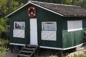 Visité la guarida de playa secreta de un expresidente: se puede ver a pocas cuadras del centro de Pinamar