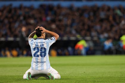 La eliminación golpeó duramente en Racing, que tenía la esperanza de volver a protagonizar una final de Libertadores luego de 58 años; ahora debe ser campeón del Clausura para disputar la copa en 2026.