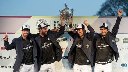 La Ellerstina en el podio de Hurlingham 2016