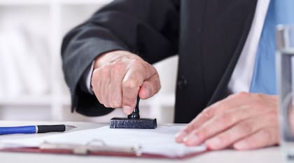 La embajada de España ha tomado medidas para mantener y ampliar sus servicios en Cuba