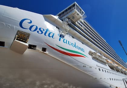 La embarcación es de un gran porte