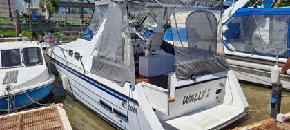 La embarcación fue encontrada sin el padre y su hijo