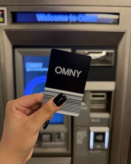 La emblemática MetroCard será retirada definitivamente para dar paso exclusivo al sistema de pago sin contacto OMNY