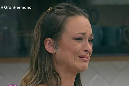 La emoción de Agostina al estar frente a su hija Captura video)