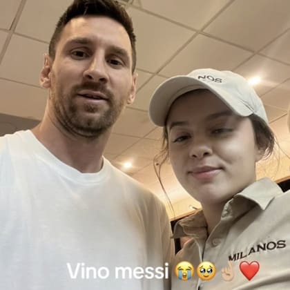 La emoción de la empleada de Milanos que logró su selfie con Lionel Messi