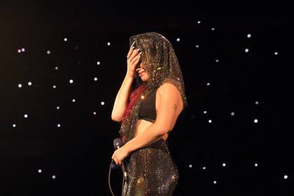 La emoción de Lali Espósito en uno de sus shows