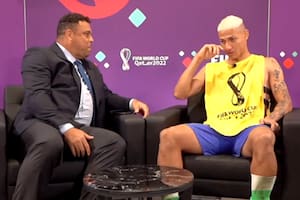 Richarlison lloró al encontrarse con Ronaldo, uno de los ídolos de su infancia