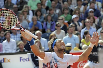 Mónaco al ganarle la final del ATP 500 de Hamburgo a Haas, en 2012