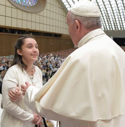 La emotiva audiencia del papa Francisco y Brenda, la chica argentina con una enfermedad rara e incurable