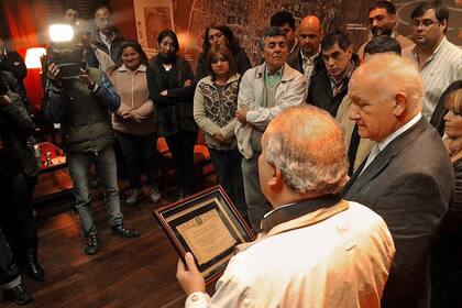 La emotiva despedida y homenaje de López a Morelli a pocos días del final de su mandatado de 12 años al frente del municipio