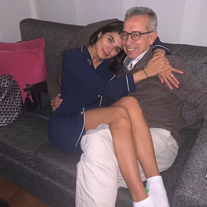 La emotiva imagen de Diane Guerrero junto a su padre