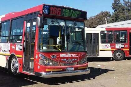 La Empresa 216 normalizó sus recorridos pasadas las 11 tras verificar el depósito de los fondos adeudados