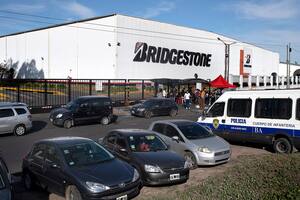 La empresa Bridgestone presentó un procedimiento preventivo de crisis, debido a la caída de sus exportaciones