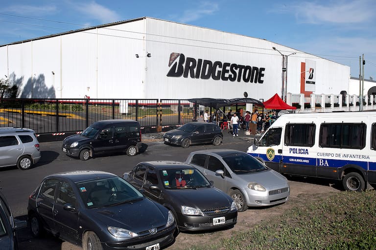 Bridgestone presentó un procedimiento preventivo de crisis y parará su producción