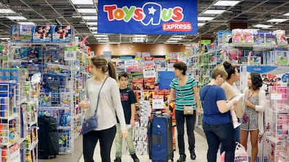 La empresa de juguetes Toys "R" Us abrirá 28 nuevas tiendas en EE.UU.
