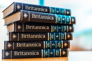 La Enciclopedia Británica demanda a OpenAI por plagio