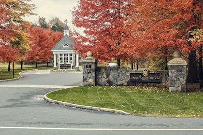 La entrada al Trump National Golf Club en Bedminster, Nueva Jersey