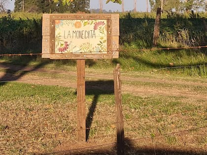 La entrada de La Monedita, el campo de Peres Vieyra en Torres, Luján. Foto: Instagram
