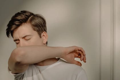 La EPOC es una enfermedad respiratoria crónica, prevenible y tratable, caracterizada por una limitación persistente del flujo aéreo