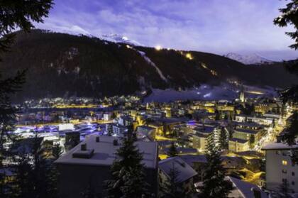 La época invernal es la de mayor actividad en Davos, Suiza