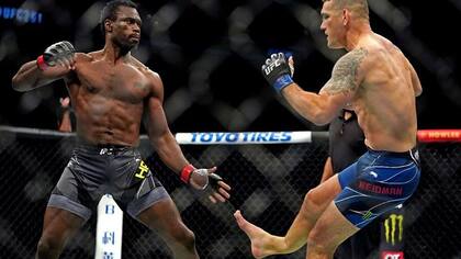 La escalofriante imagen de la pierna de Weidman tras la fractura