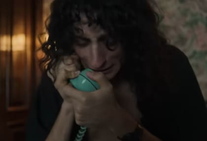 La escena de El amor después del amor, donde Fito Páez se entera del asesinato de su abuela (Foto: Captura / Netflix)