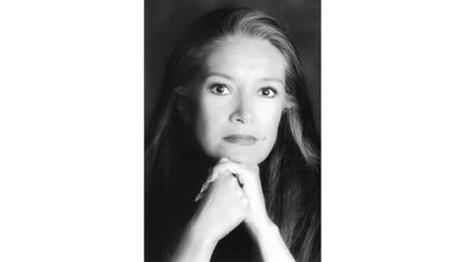 La escritora chilena, Emma Sepúlveda.