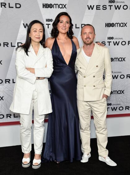 La escritora de Westworld, Lisa Joy, entre dos talentos: Min Jin Lee y Aaron Paul