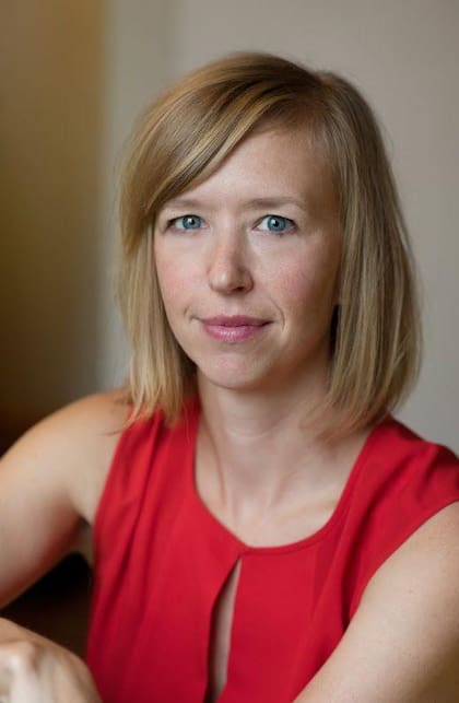 La escritora estadounidense Mandy Len Catron es autora del libro How to Fall in Love with Anyone ("Cómo enamorarse de cualquiera").