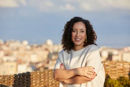 La escritora Najat El Hachmi, ganadora del Premio Nadal de Novela 2021