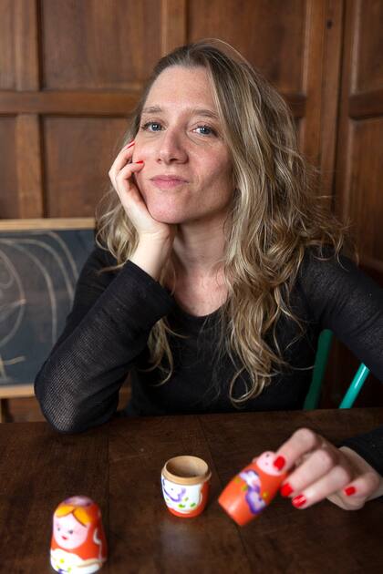 La escritora y periodista intenta responder preguntas que ella misma se hizo