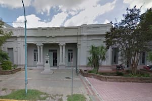 Detuvieron a un alumno de Rafaela con un arma en su mochila