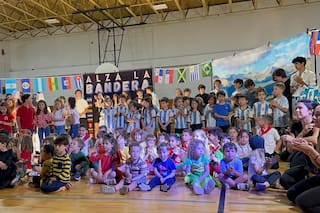 Cómo son las escuelas argentinas que sostienen la lengua y la cultura en el mundo