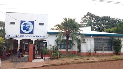 La Escuela de Comercio Nº19, El Dorado