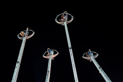 La escuela de samba Vila Isabel llevó el espectáculo a varios metros de altura