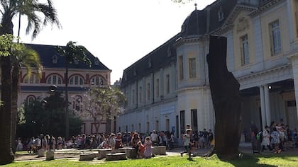 La escuela del conflicto