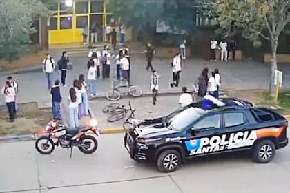 La escuela donde un alumno ingresó armado a un colegio y disparó a sus compañeros en San Cristobal, Santa Fe