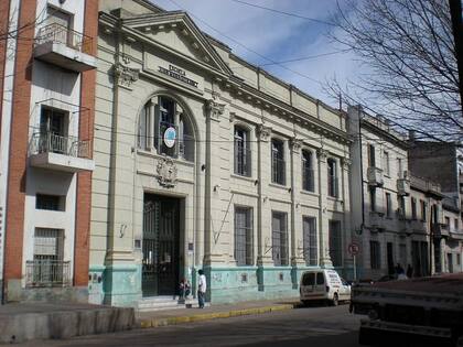 La escuela Juan María Gutiérrez, en Rocha 1226, CABA