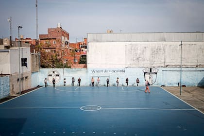 La escuela secundaria Virgen Inmaculada es de cuota cero y tiene un programa especial para chicos que abandonaron el colegio